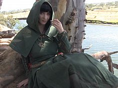 Elf beauty and her hot feet